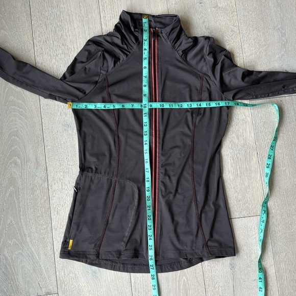 🎉Host pick🎉Lole zip-up cardigan - Picture 7 of 7